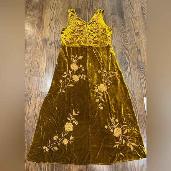 JOHNNY WAS VELVET EMBROIDERED DRESS BOHO SIZE M - Picture 5 of 8